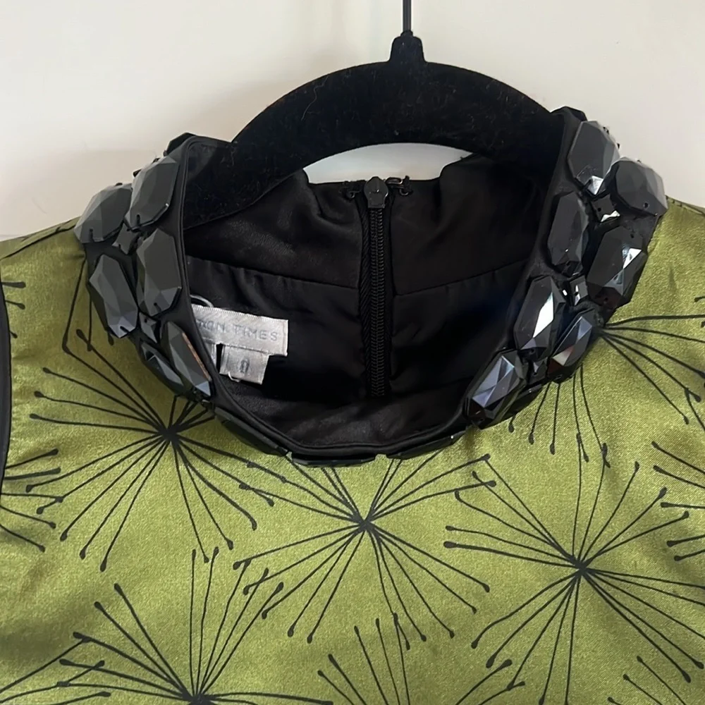 Urban Chic Green Shimmer London Times Dress beaded neckline 8 - Picture 4 of 7